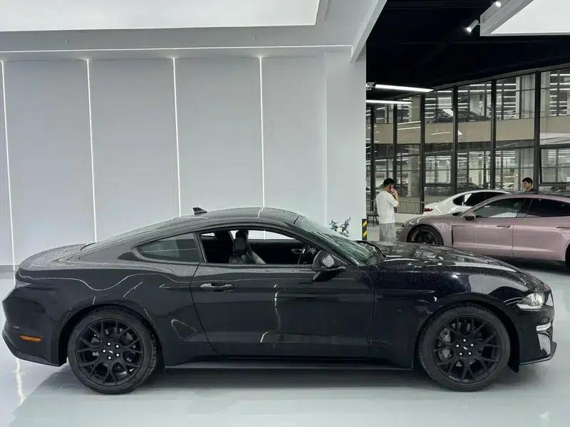 2020 Mustang 2.3T EcoBoost — миниатюра 6