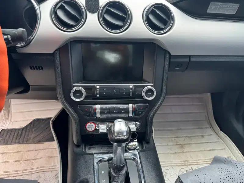 2016 Mustang 2.3T Performance Edition — миниатюра 8