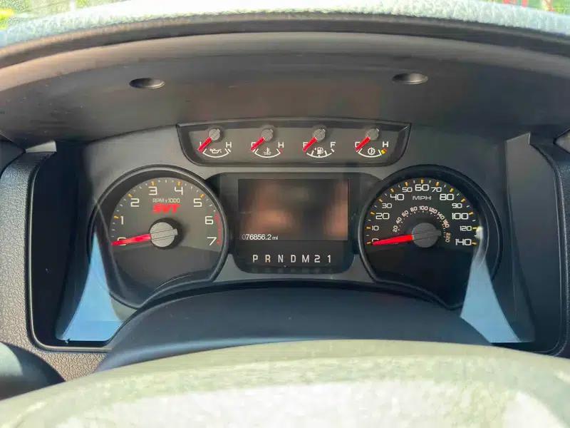2011 Ford F-150 Raptor 6.2L Automatic 4WD 5-seater Parallel Import — миниатюра 8