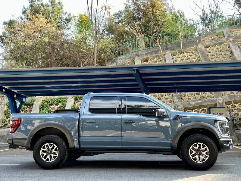 2023 Ford F-150 Raptor EcoBoost 3.5T V6 — миниатюра 7