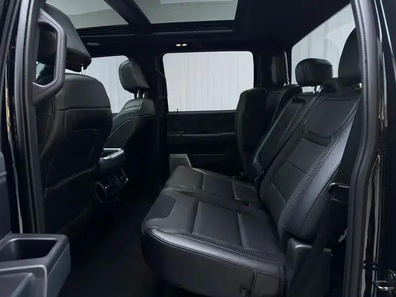 2023 Ford F-150 Raptor EcoBoost 3.5T V6 — миниатюра 16
