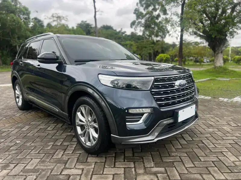 2020 Ford Explorer EcoBoost 285 4WD Fashion Edition 7-seater — миниатюра 3