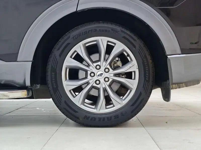 2020 Ford Explorer EcoBoost 285 Rear-Wheel Drive Fashion Edition 7-Seater — миниатюра 9
