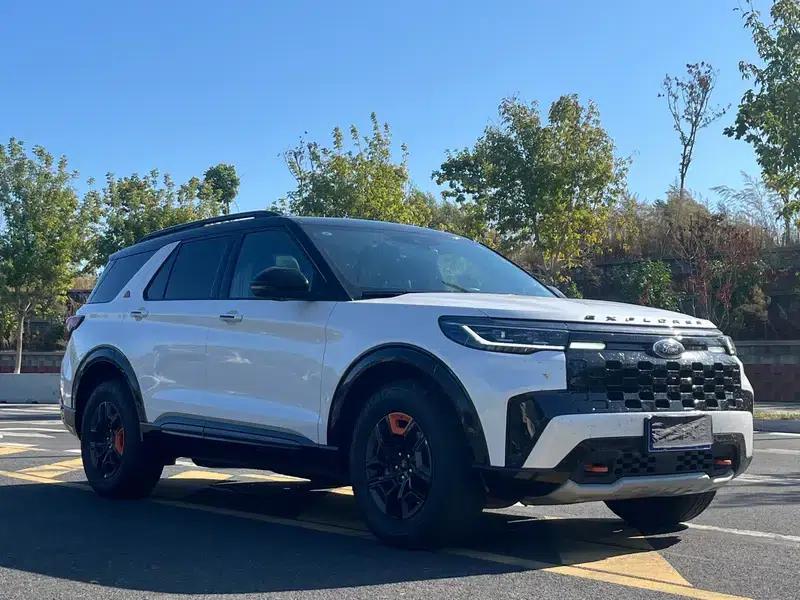 Explorer 2023 EcoBoost 285 4WD Kunlun Pinnacle Edition 6-seater — миниатюра 3