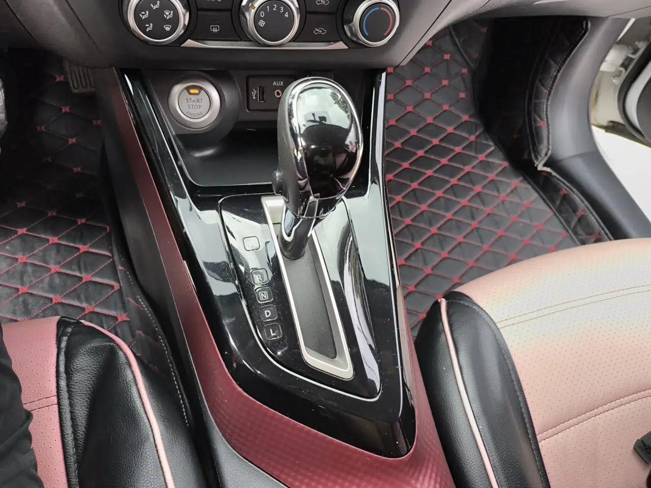 Nissan Lannia 2016 1.6L CVT Smart Cool Edition — миниатюра 14