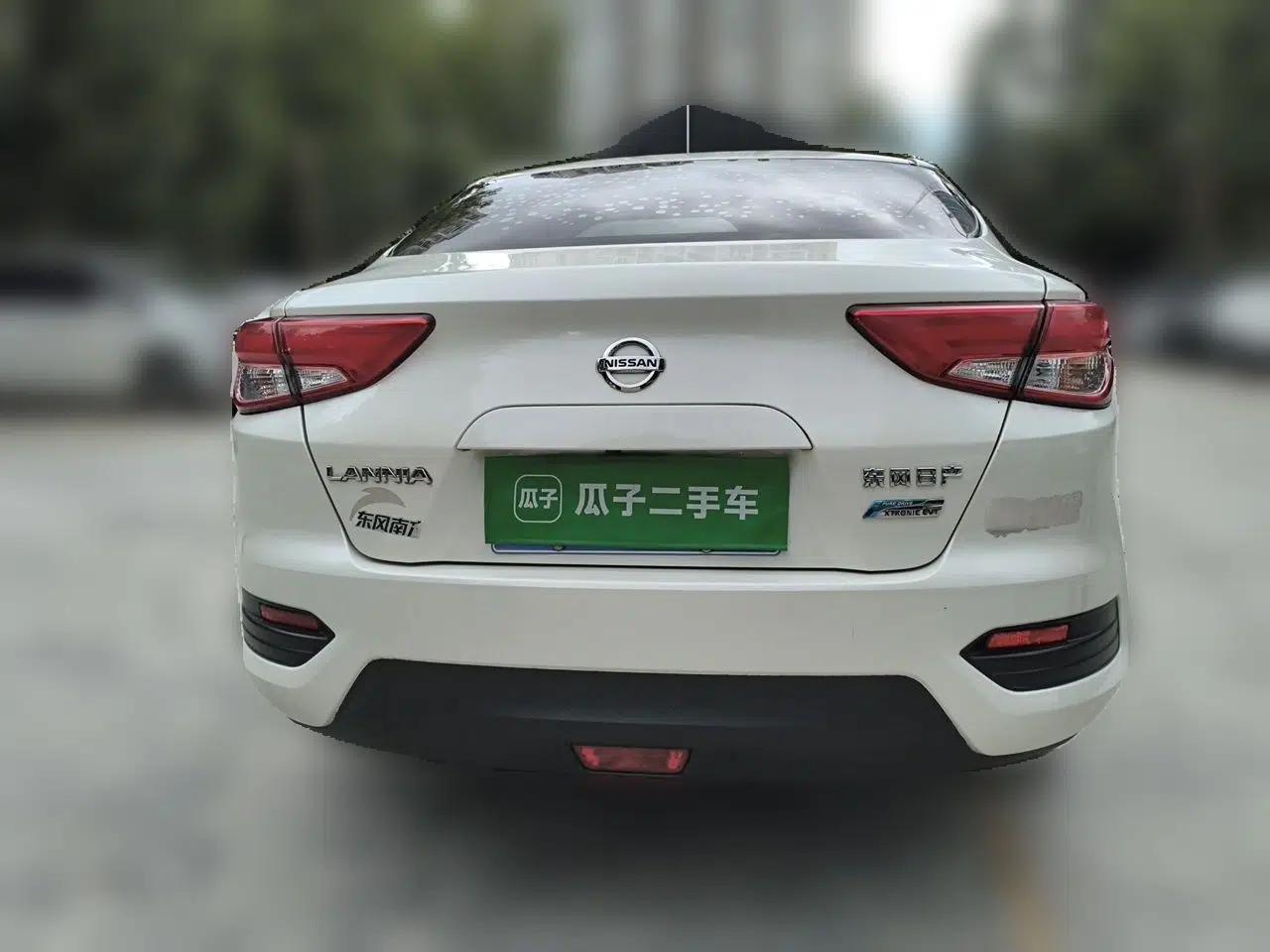 Nissan Lannia 2016 1.6L CVT Smart Cool Edition — миниатюра 5