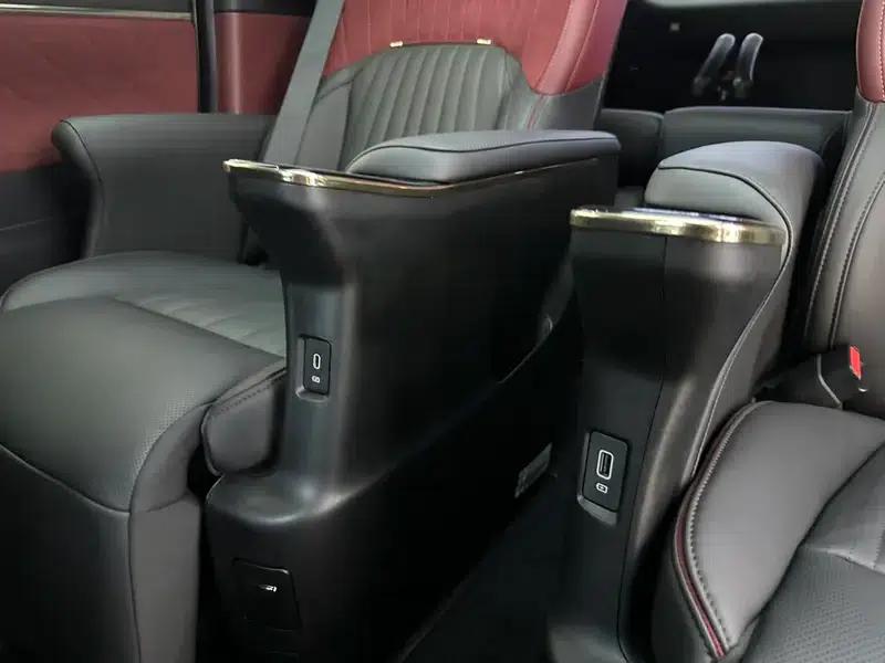 Trumpchi M8 2024 Master Series 2.0TGDI Supreme Edition — миниатюра 8
