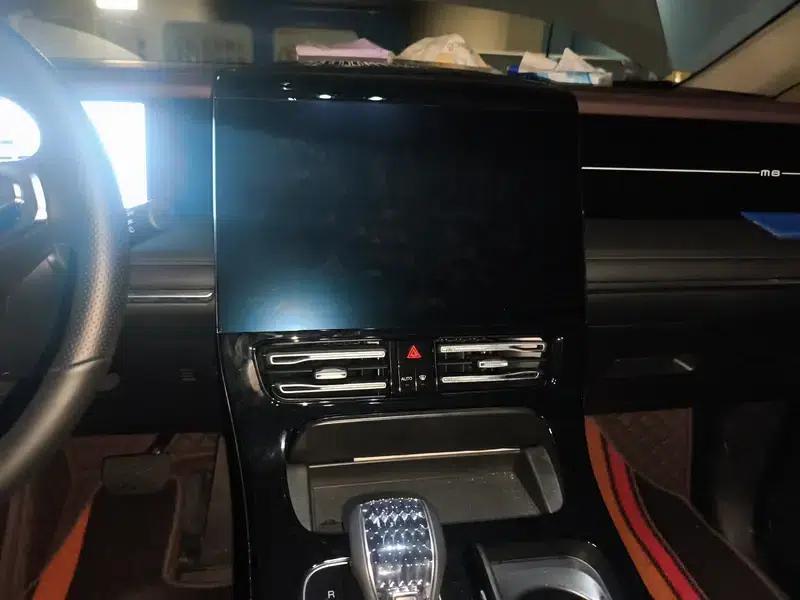 Trumpchi M8 2024 Master Series 2.0TGDI Premium Edition — миниатюра 12