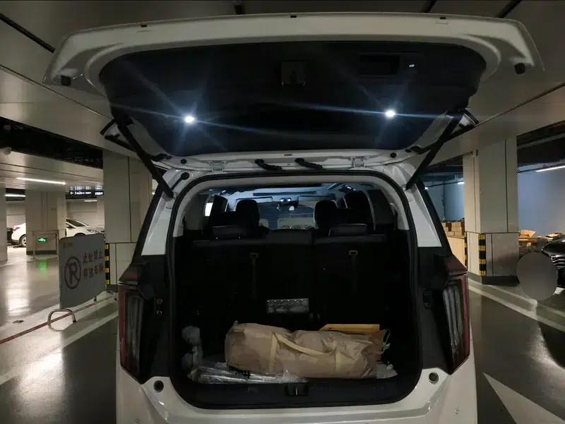 Trumpchi M8 2024 Master Series 2.0TGDI Premium Edition — миниатюра 21