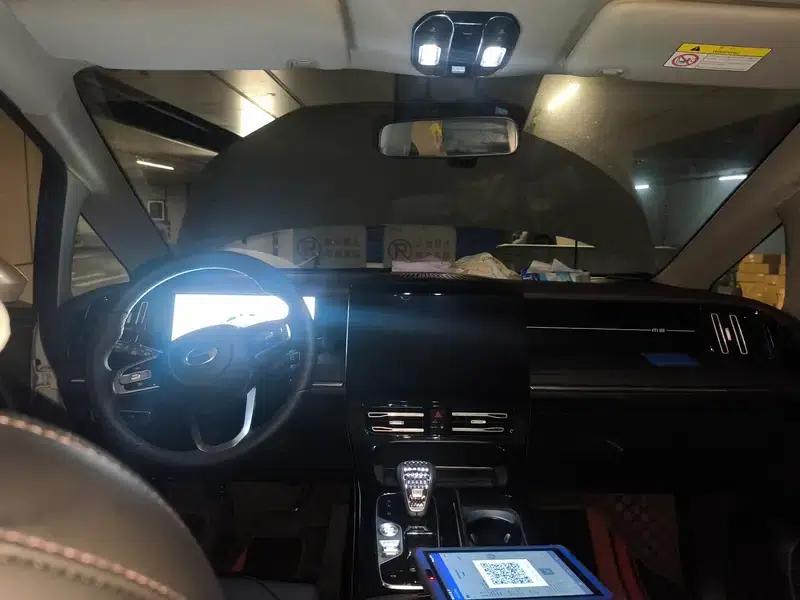 Trumpchi M8 2024 Master Series 2.0TGDI Premium Edition — миниатюра 10