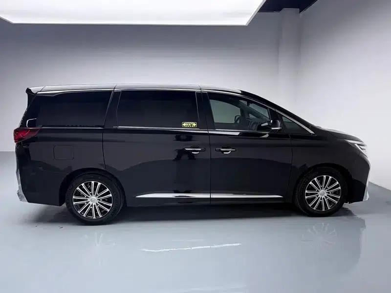 Trumpchi M8 2023 Leading Series 390T Supreme Edition — миниатюра 8