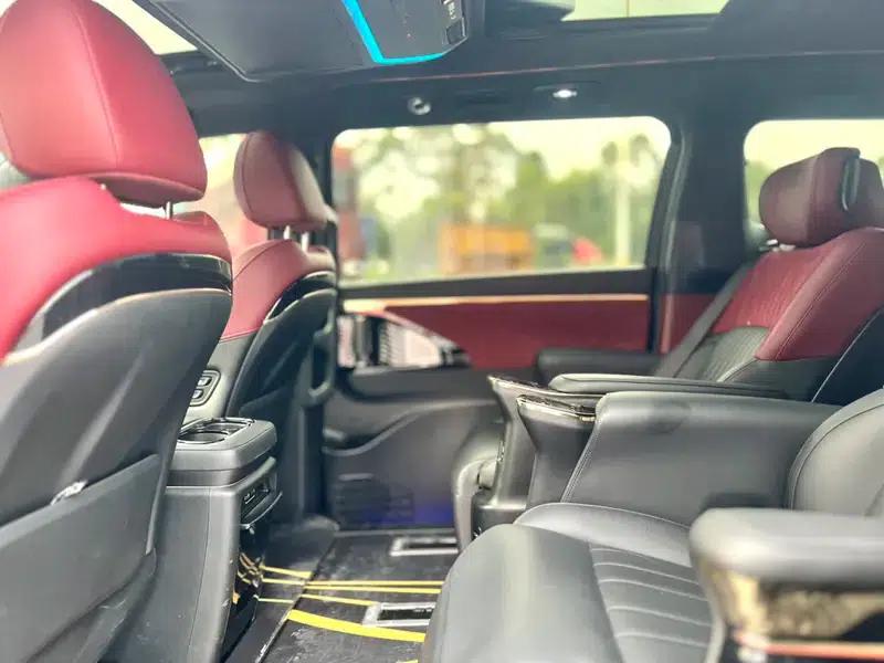 Trumpchi M8 2023 Master Series 2.0TM Hybrid Supreme Edition — миниатюра 23
