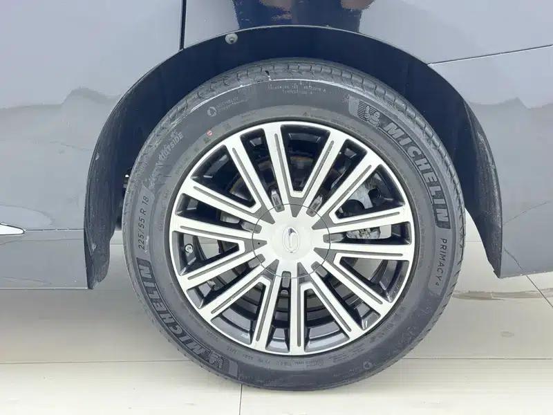 Trumpchi M8 2023 Leading Series 390T Supreme Edition — миниатюра 9