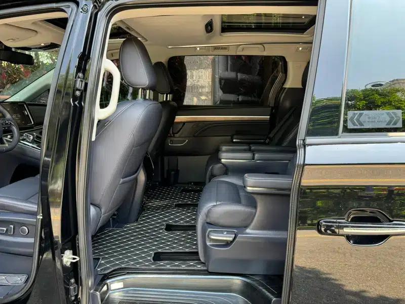 Trumpchi M8 2021 Master Series 390T Supreme Edition — миниатюра 9