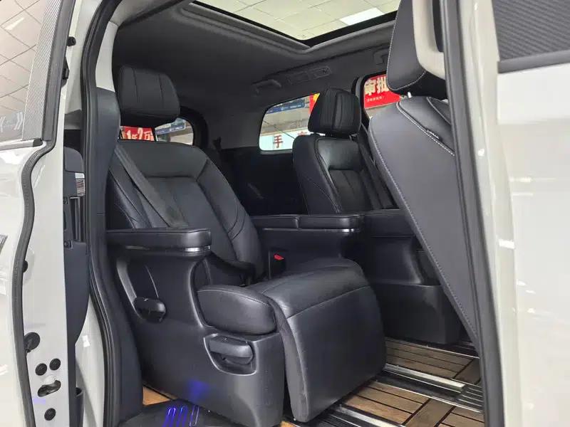 Trumpchi M8 2021 Leading Series 390T Premium Edition — миниатюра 10