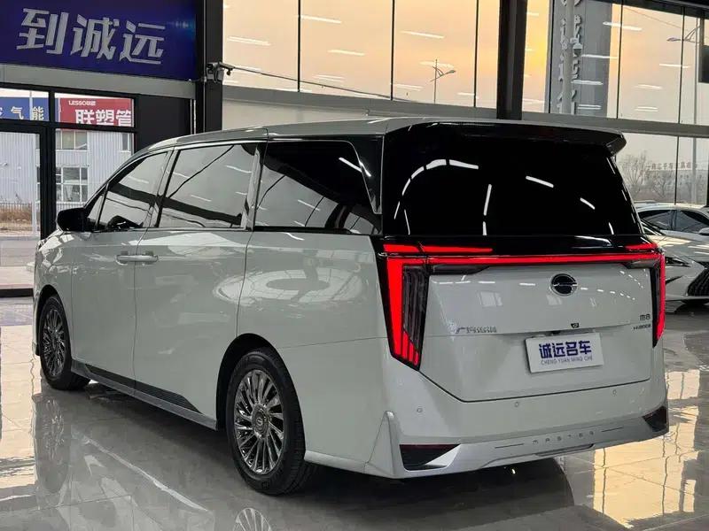 Trumpchi M8 2024 Master Series 2.0TM Super Hybrid — миниатюра 4