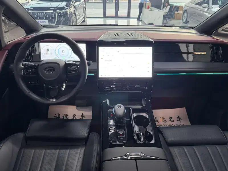 Trumpchi M8 2024 Master Series 2.0TM Super Hybrid — миниатюра 7
