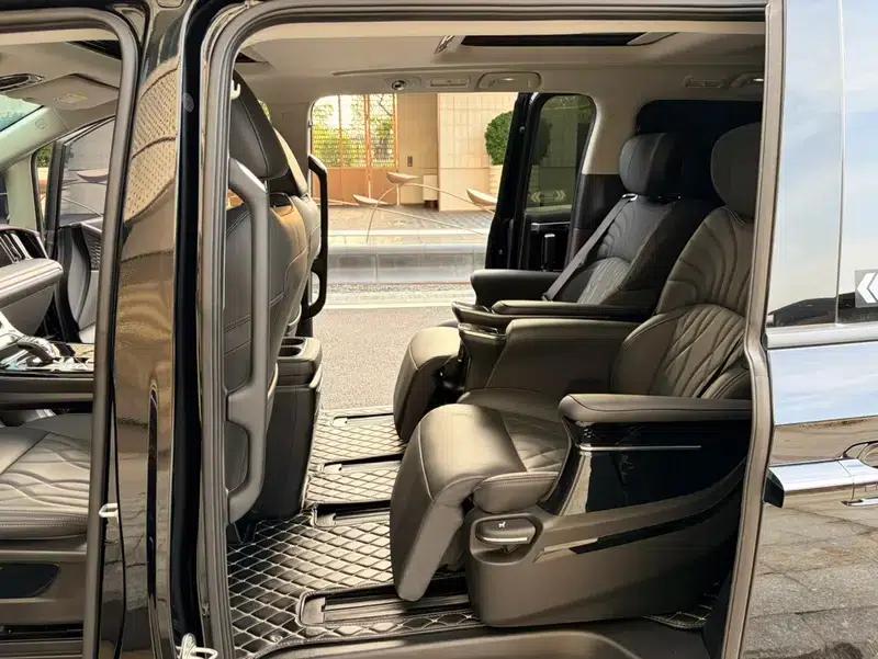 Trumpchi M8 2024 Master Series 2.0TGDI Premium Edition — миниатюра 23