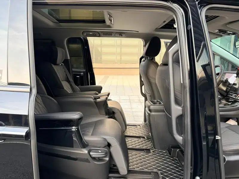 Trumpchi M8 2024 Master Series 2.0TGDI Premium Edition — миниатюра 28