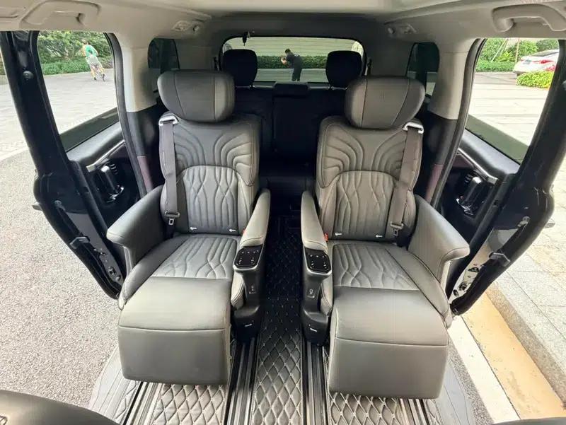 Trumpchi M8 2024 Master Series 2.0TGDI Premium Edition — миниатюра 31