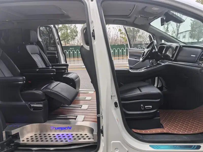 Trumpchi M8 2021 Leading Series 390T Supreme Edition — миниатюра 12