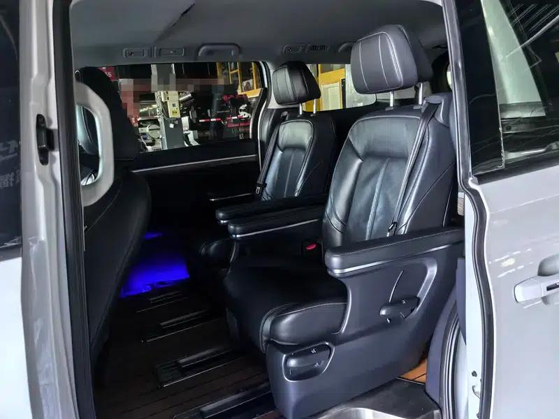 Trumpchi M8 2023 Leading Series 390T Premium Edition — миниатюра 12