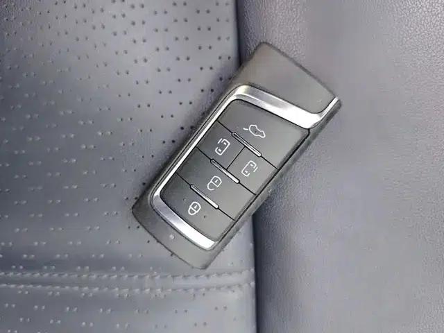 Trumpchi M8 2023 Leading Series 390T Premium Edition — миниатюра 11