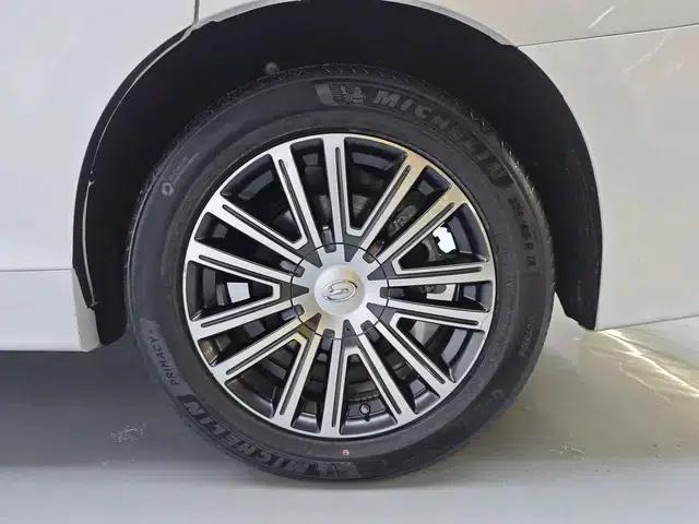 Trumpchi M8 2023 Leading Series 390T Premium Edition — миниатюра 9