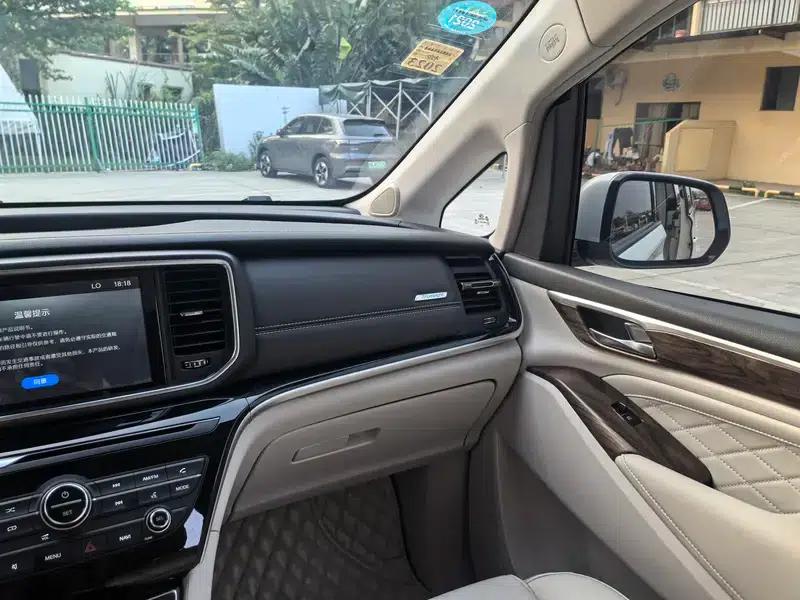 Trumpchi M8 2018 320T Premium Edition — миниатюра 10
