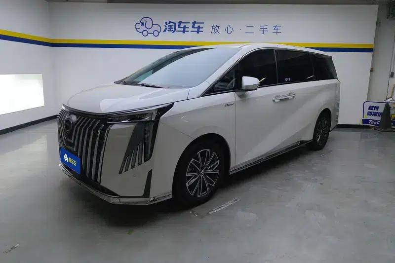 Trumpchi M8 2024 Master Series 2.0TGDI Supreme Edition — миниатюра 1