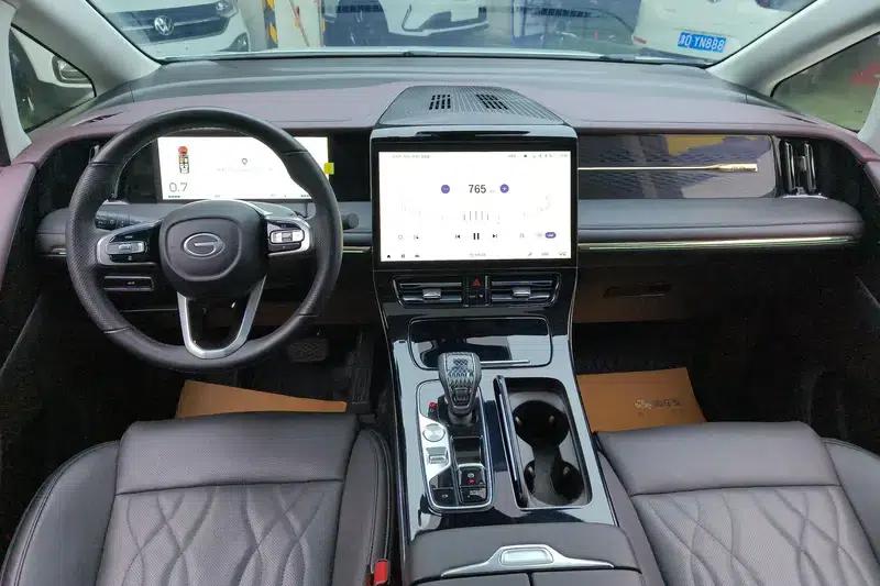 Trumpchi M8 2024 Master Series 2.0TGDI Supreme Edition — миниатюра 12