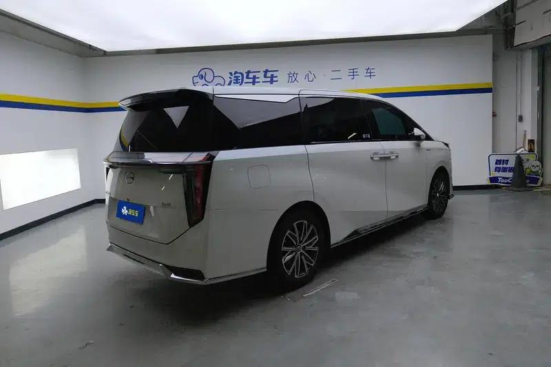 Trumpchi M8 2024 Master Series 2.0TGDI Supreme Edition — миниатюра 3