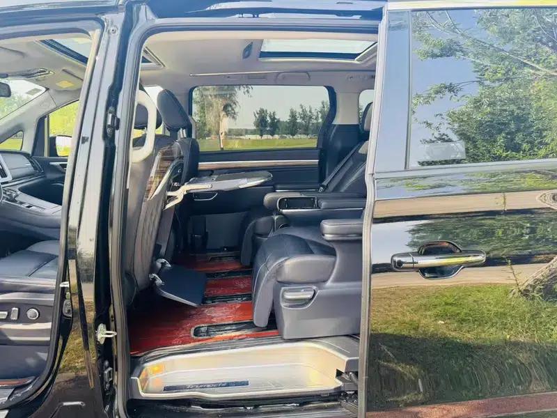 Trumpchi M8 2021 Master Series 390T Supreme Edition — миниатюра 9