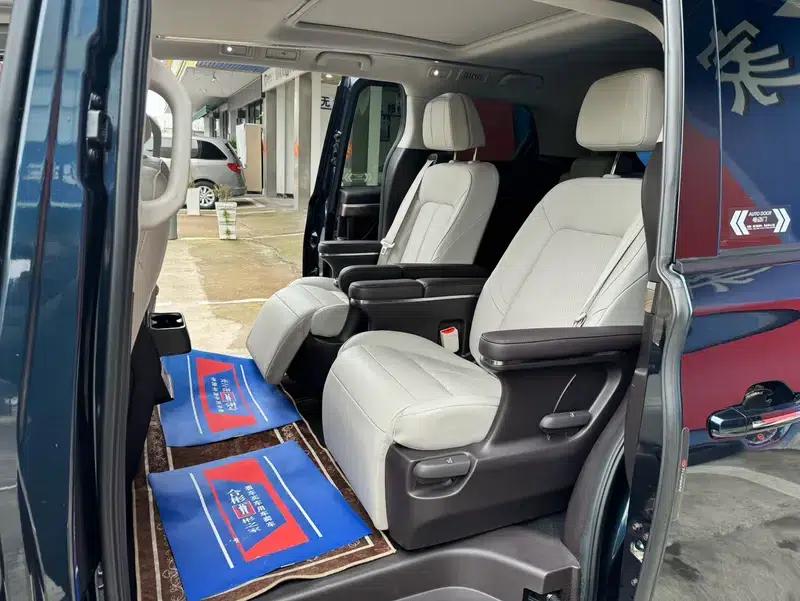 Trumpchi M8 2021 Leading Series 390T Premium Edition — миниатюра 31