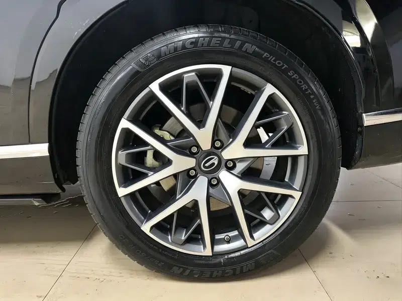 Trumpchi GS8 2022 Dual Engine Series 2.0TM Hybrid 4WD Premium Edition 7-Seater — миниатюра 9