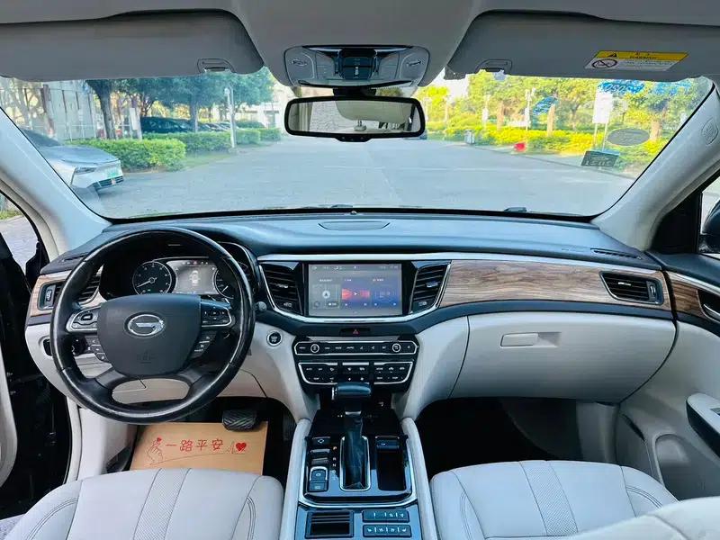 Trumpchi GS8 2017 320T 2WD Luxury Intelligent Connected Edition 7-Seater — миниатюра 7