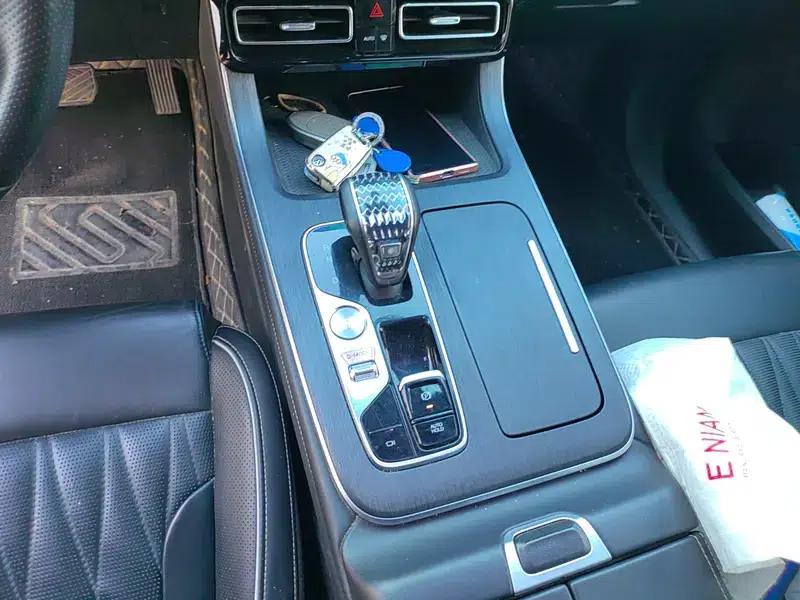 Trumpchi GS8 2022 Navigator Series 2.0TGDI 2WD Luxury Intelligent Connected 7-Seater — миниатюра 14