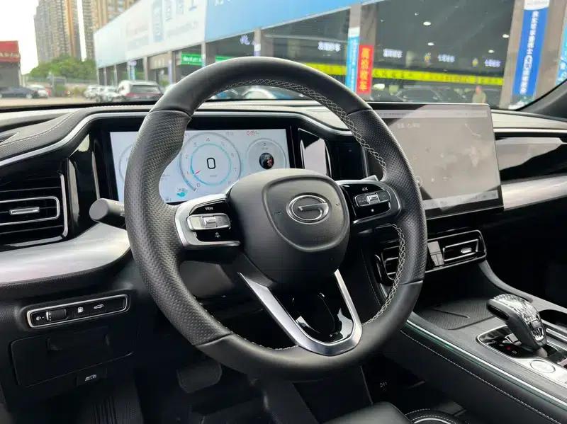Trumpchi GS8 2025 Navigator Series 2.0TGDI 2WD 5-Seater Luxury Edition — миниатюра 14