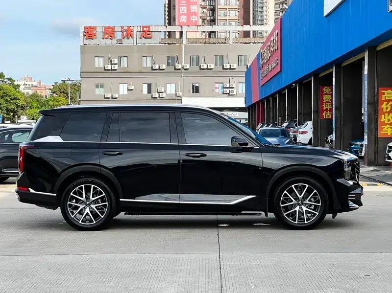 Trumpchi GS8 2025 Navigator Series 2.0TGDI 2WD 5-Seater Luxury Edition — миниатюра 7