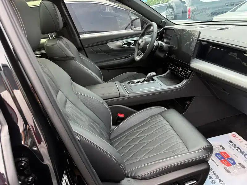 Trumpchi GS8 2024 Navigator Series 2.0TGDI Two-Wheel Drive Luxury Intelligent Edition — миниатюра 15