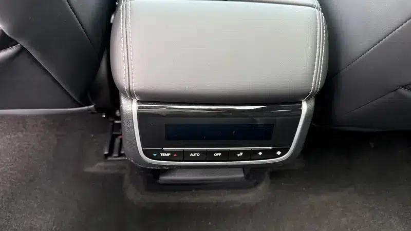 Trumpchi GS8 2024 Navigator Series 2.0TGDI Two-Wheel Drive Luxury Intelligent Edition — миниатюра 5