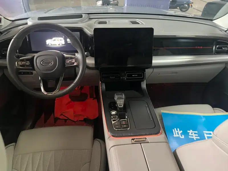 Trumpchi GS8 2022 Dual Engine Series 2.0TM Hybrid 4WD Premium Edition 7-Seater — миниатюра 13
