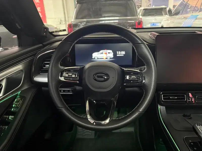 Trumpchi GS8 2022 Dual Engine Series 2.0TM Hybrid 4WD Premium Edition 7-Seater — миниатюра 11