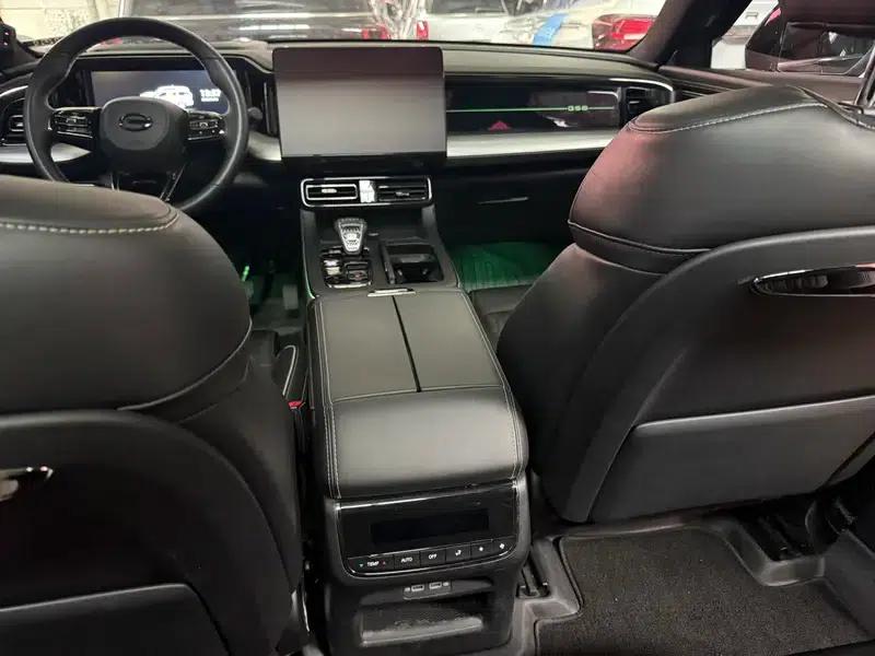 Trumpchi GS8 2022 Dual Engine Series 2.0TM Hybrid 4WD Premium Edition 7-Seater — миниатюра 8
