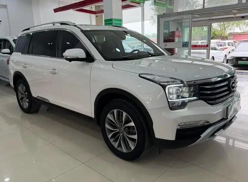 Trumpchi GS8 2017 320T 2WD Luxury Intelligent Connected Edition 7-Seater — миниатюра 3
