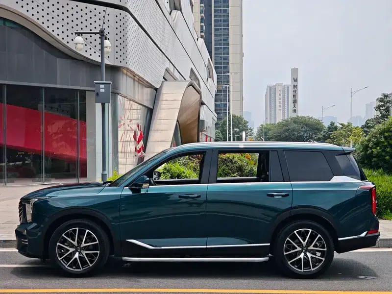 Trumpchi GS8 2022 Navigator Series 2.0TGDI 2WD Luxury Intelligent Connected 7-Seater — миниатюра 4