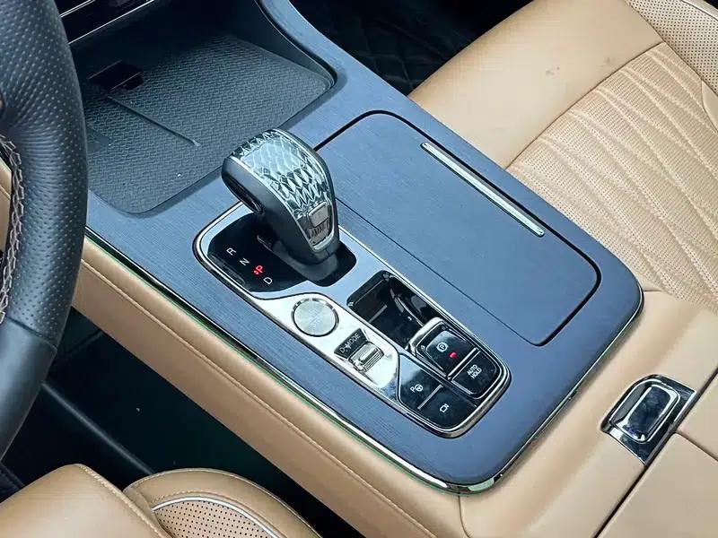 Trumpchi GS8 2022 Navigator Series 2.0TGDI 4WD Supreme Edition 7-Seater — миниатюра 17
