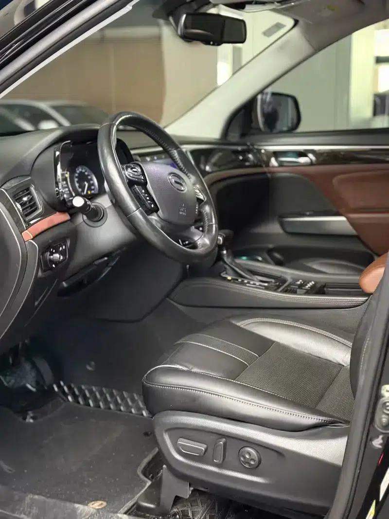 Trumpchi GS8 2017 320T 2WD Premium Edition 7-Seater — миниатюра 7