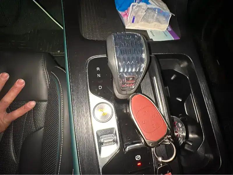 Trumpchi GS8 2022 Navigator Series 2.0TGDI 2WD Luxury Intelligent Connected 7-Seater — миниатюра 14