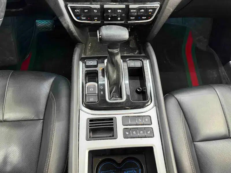 Trumpchi GS8 2017 320T 2WD Luxury Intelligent Connected Edition 7-Seater — миниатюра 12